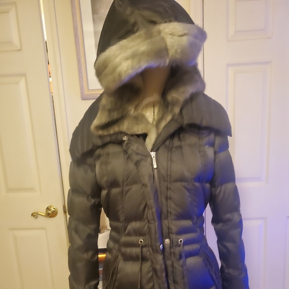 Laundry by Shelli Segal Puffer Jacket - Picture 2 of 16